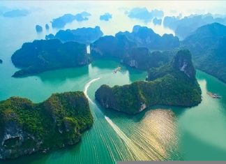 Review vẻ đẹp mê mẩn du khách của các kỳ quan thế giới tại Việt Nam